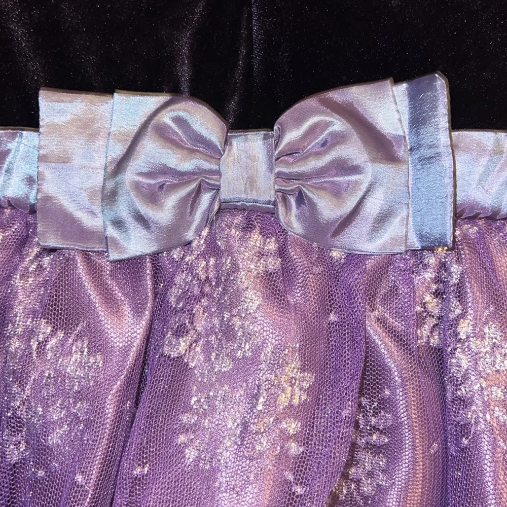 Girls formal velvet and lace pink dress, Size 8 - Picture 5 of 15